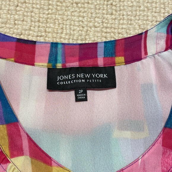 Colourful, silk, summer blouse by Jones New York Collection Petite - Picture 3 of 6